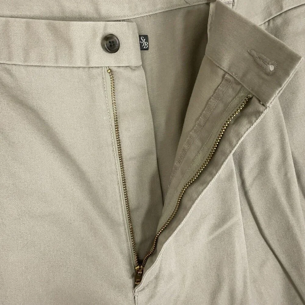 St. John's Bay Shorts Men's Size 48 Pleated Comfort Fit Chino Beige